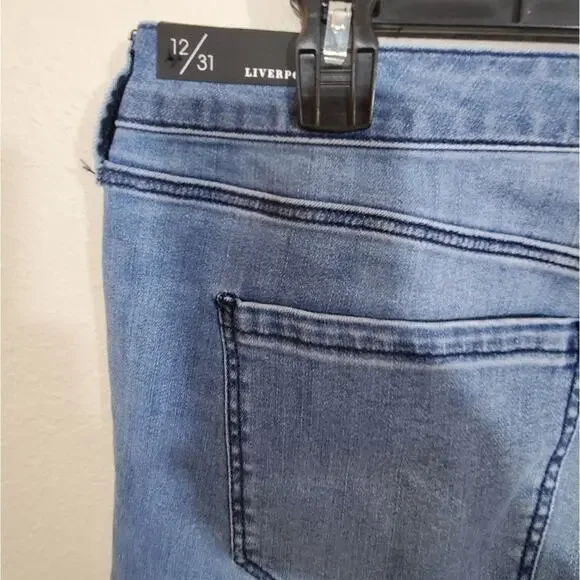 Liverpool Alison crop floral boho wide leg Melbourne light wash jeans size 31 Ne - Picture 9 of 9